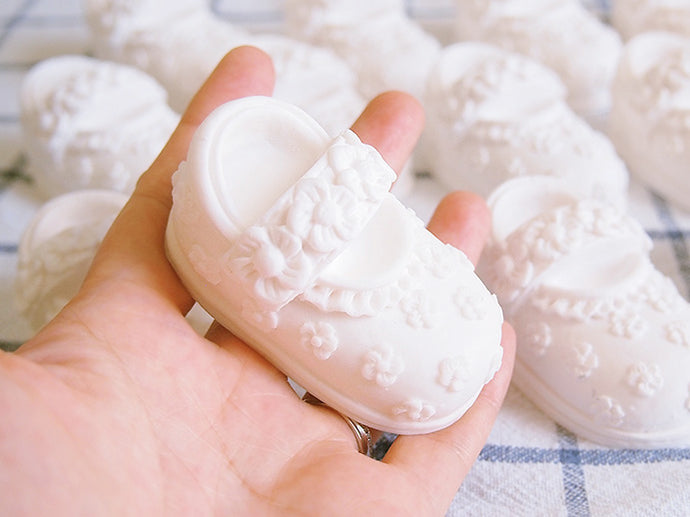 Set of 20 Baby shoes Air Freshener Favor