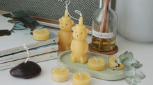 100% Beeswax 1 Honey Bear & 6 tealight candle Set