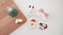 Set of 10 Christmas Snoopy Car Air Freshener with 5ml refill oil